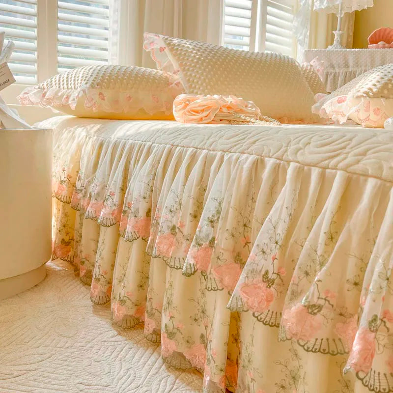 THL1167 Elegant Embroidery Lace Floral Ruffled Bed Skirt (B)