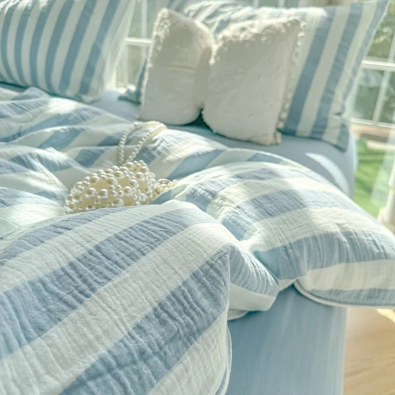THL1035 Ultra Soft and Breathable with Elegant Pastel Stripe Print Luxury Duvet Cover Set (A)