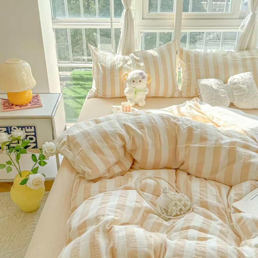 THL1035 Ultra Soft and Breathable with Elegant Pastel Stripe Print Luxury Duvet Cover Set (D)