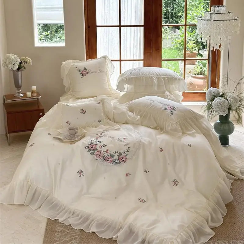 600TC Egyptian Cotton Floral Embroidered Duvet Cover Set
