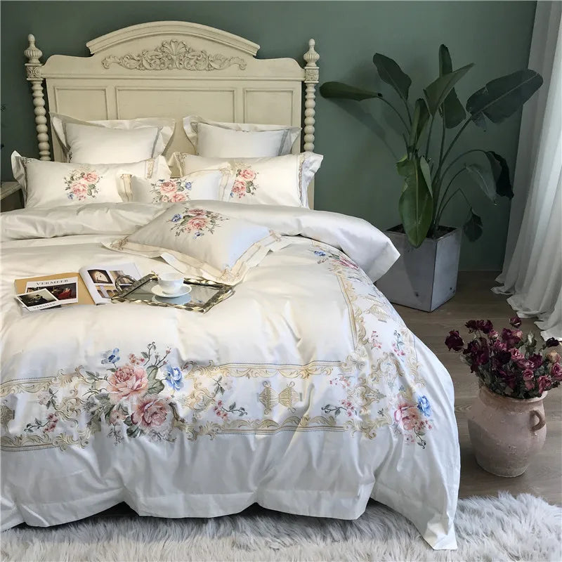 800TC Egyptian Cotton Embroidered bedding set includes Flat bed sheet, duvet cover and pillowcases