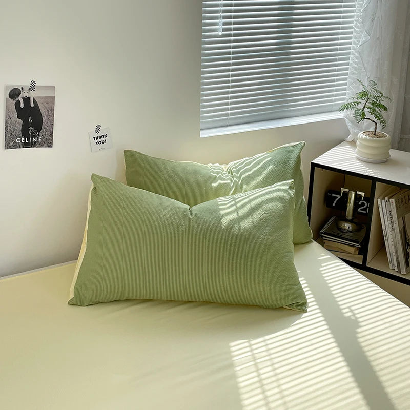 Best luxury bedding brands Seersucker 3-Piece Duvet Cover Set – Microfiber - Green