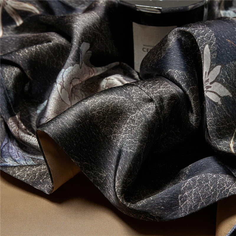 Black 600TC Silk-Lyocell Blend Digital Print Duvet cover set 