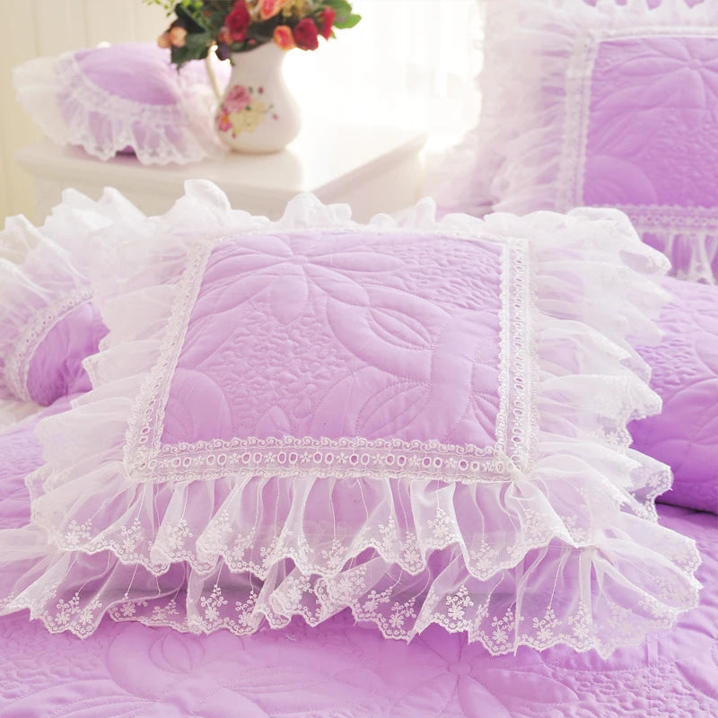 THL1039 Luxurious 100% Cotton Thick Quilted Lace Bedding Set Elegant Wedding & Royal Hotel Home Decor (B)