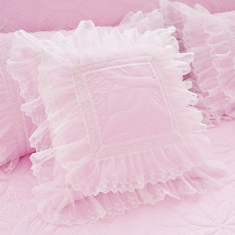 THL1039 Luxurious 100% Cotton Thick Quilted Lace Bedding Set Elegant Wedding & Royal Hotel Home Decor (A)