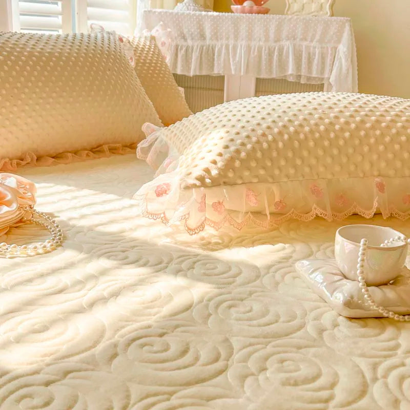 400TC Lace Embroidery Ruffled Bed Skirt Set - Yellow