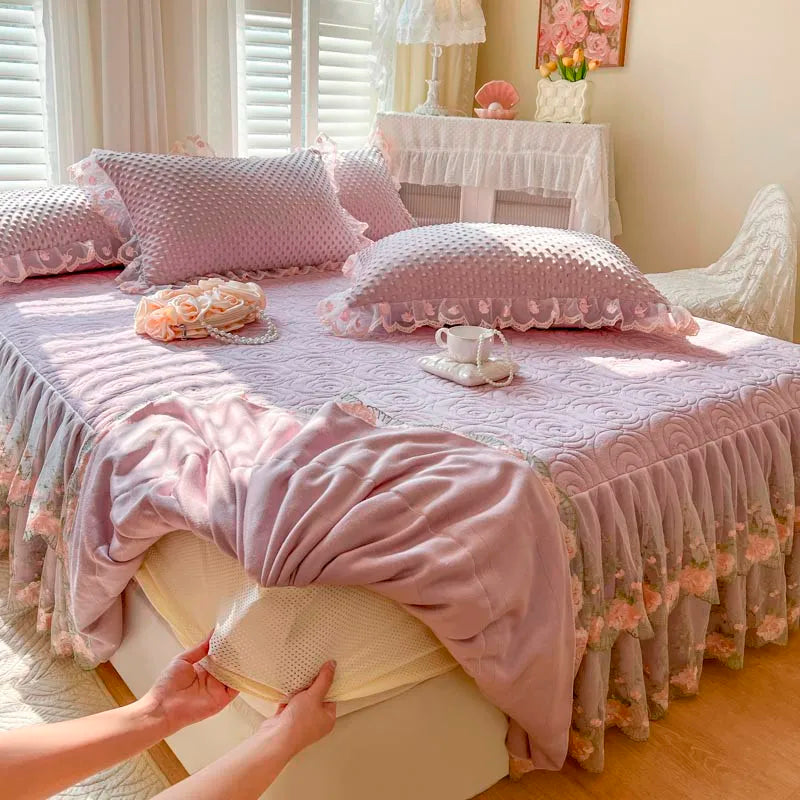 THL1167 Elegant Embroidery Lace Floral Ruffled Bed Skirt (A)