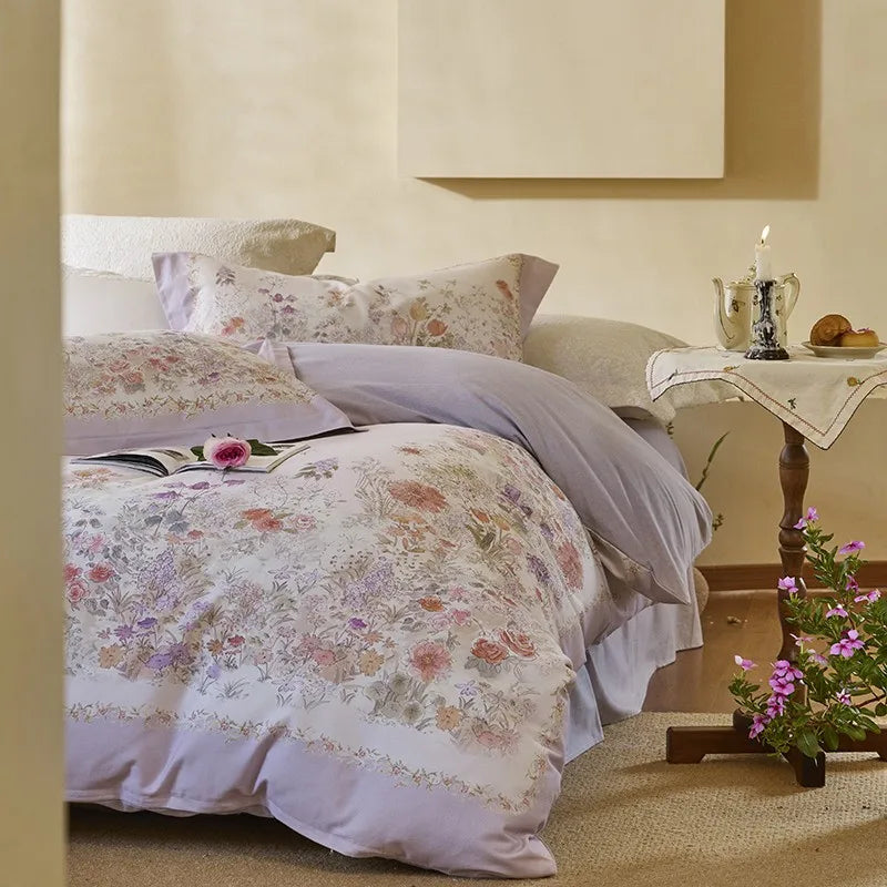 THL1172 100% soft cotton bedding set features a 600TC fabric construction with a chic and vibrant rose floral design. (E)