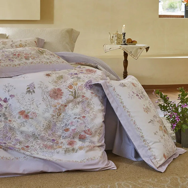 THL1172 100% soft cotton bedding set features a 600TC fabric construction with a chic and vibrant rose floral design. (E)