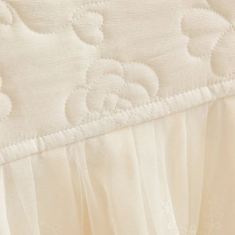THL1078 Floral Embossed Lace Coverlet Bedspread Solid Bedding Set (A)