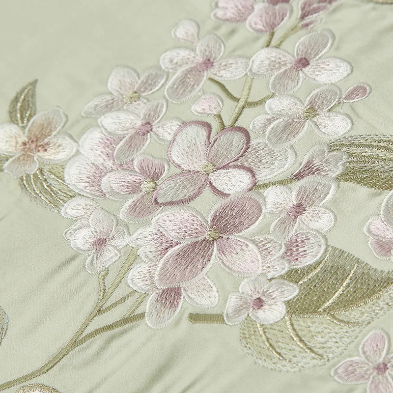 luxury bed sets Egyptian Cotton Embroidered Patchwork Bedding Set - Lilac